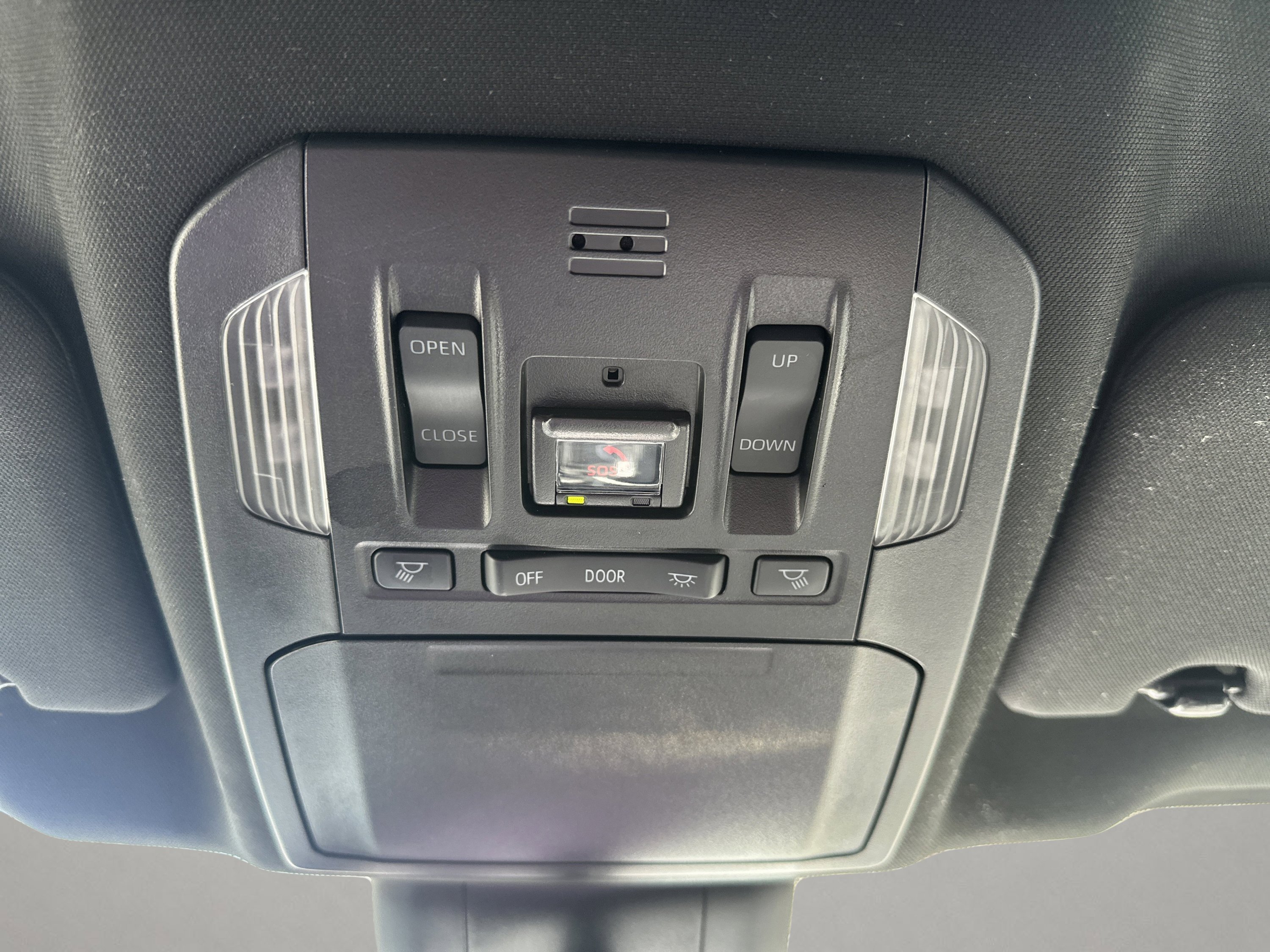 Used 2022 Toyota Highlander XSE image 24