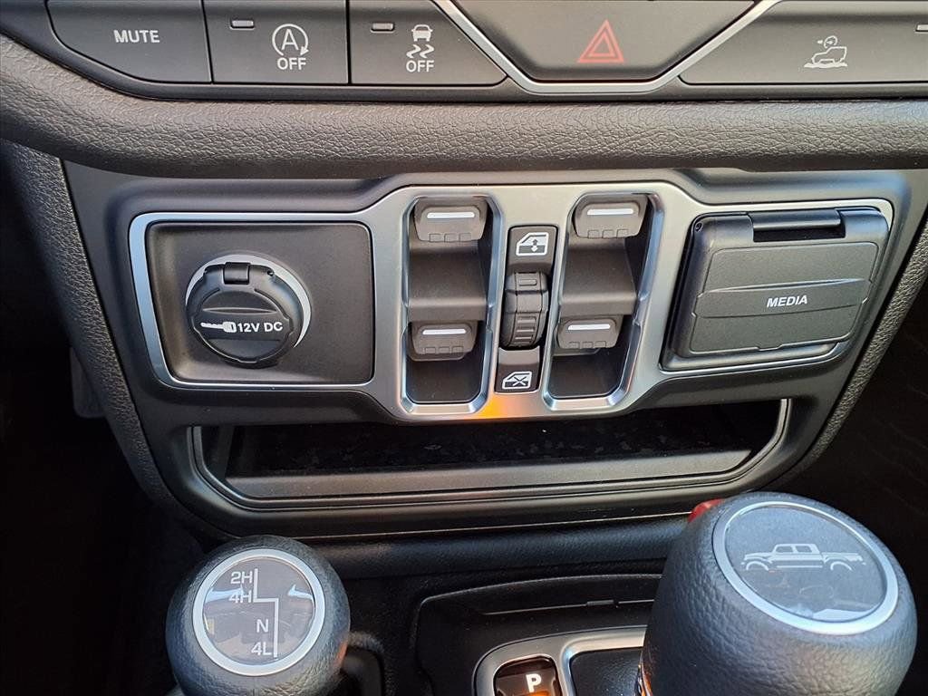 New 2026 Jeep Gladiator Sport image 14