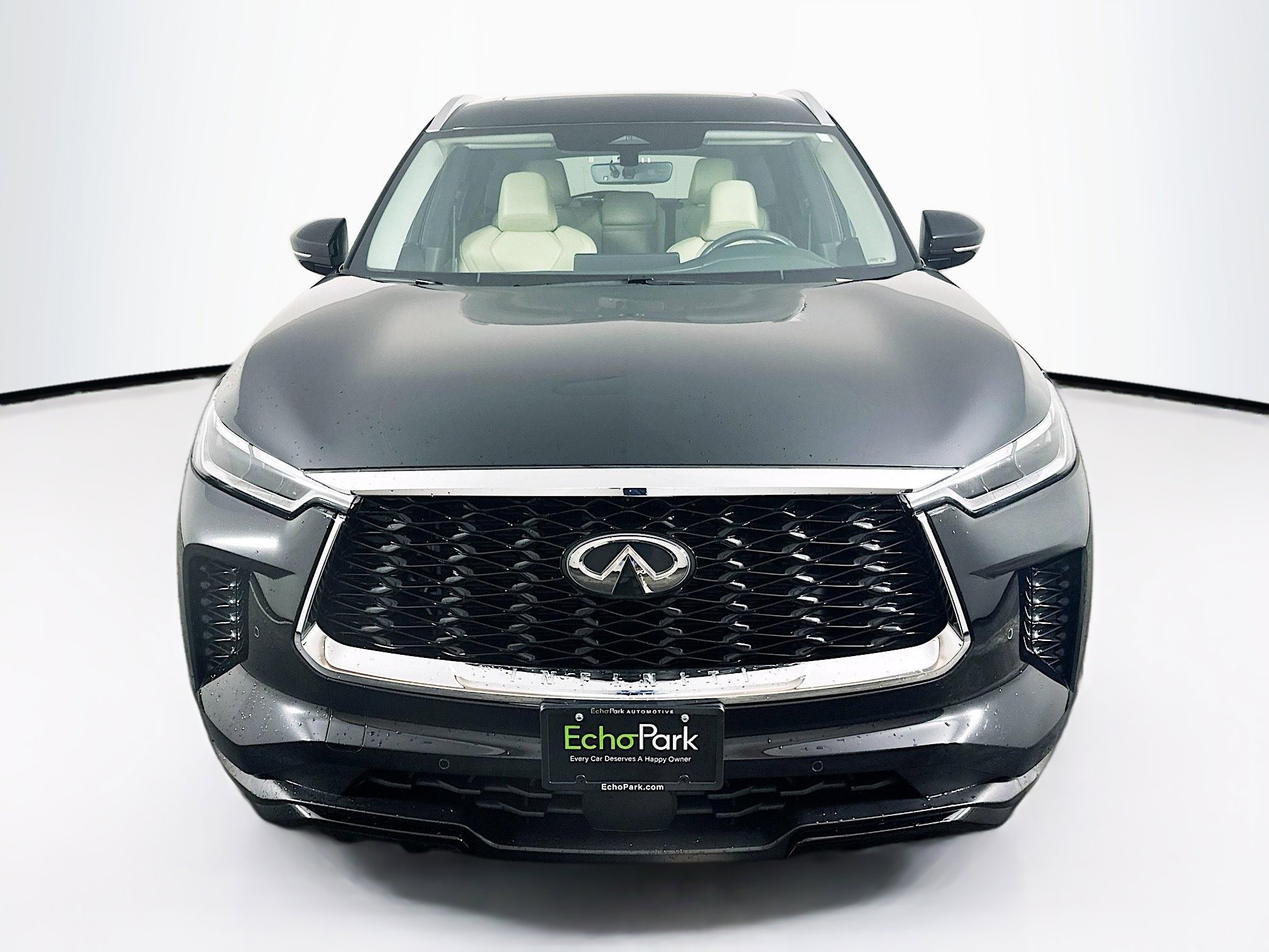Used 2023 INFINITI QX60 Luxe w/ Cargo Package AWD/4WD image 2