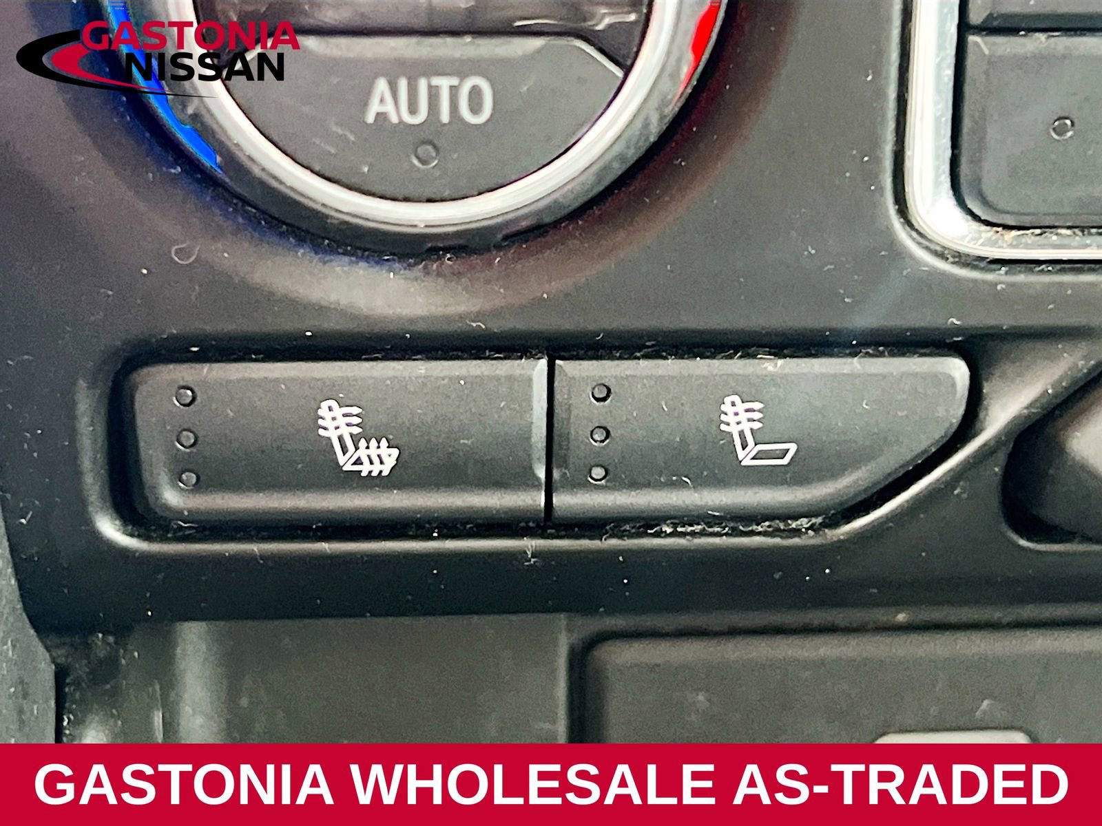 Used 2021 Chevrolet Suburban LT image 21