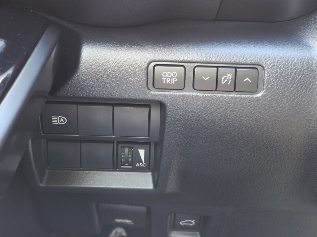 Used 2025 Lexus IS 350 F Sport w/ Accessory Package 2 RWD image 32