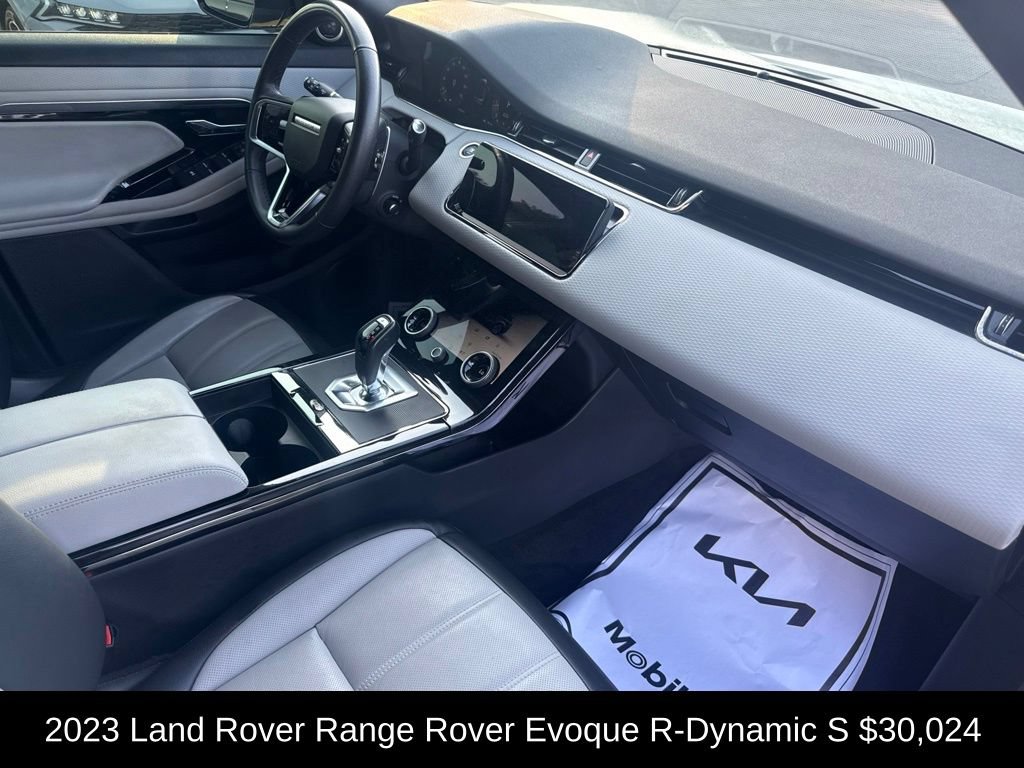 Used 2023 Land Rover Range Rover Evoque R-Dynamic S AWD/4WD image 18