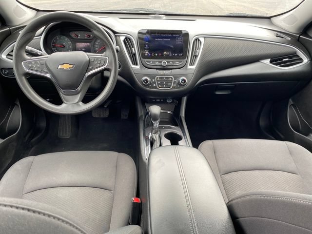 Used 2023 Chevrolet Malibu LT FWD image 5
