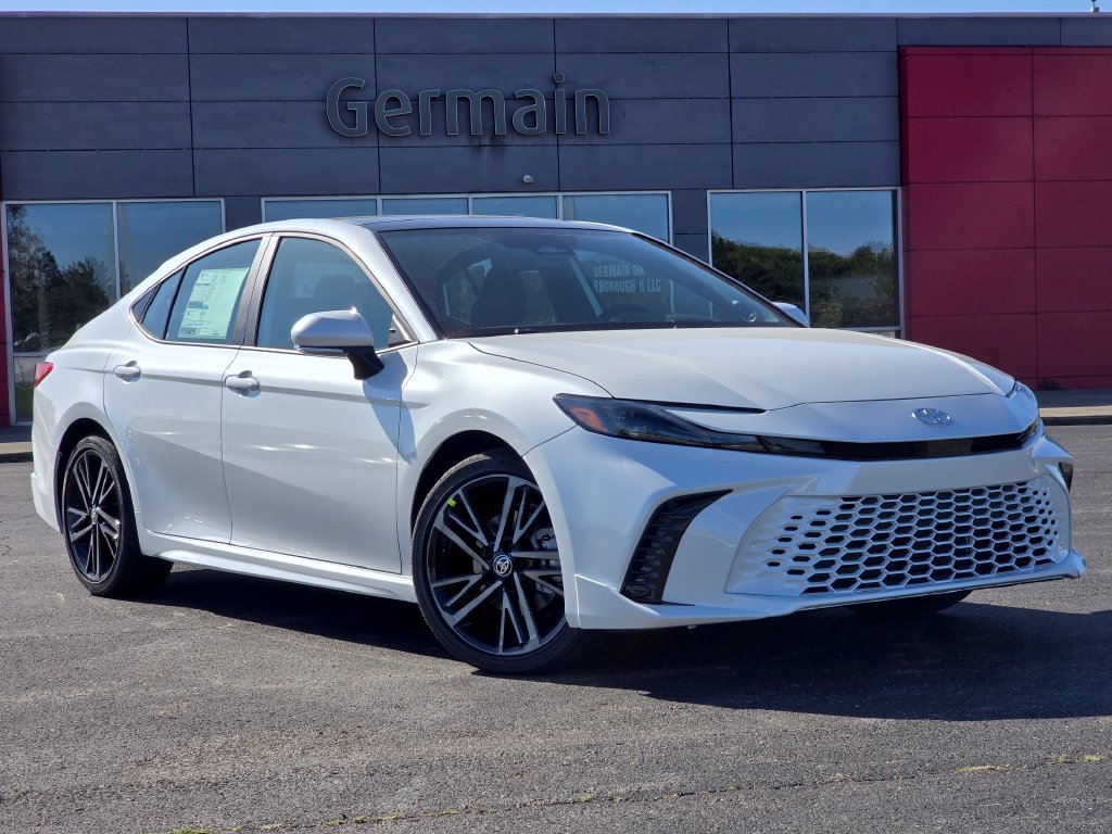 New 2026 Toyota Camry XSE w/ Premium Package FWD image 2