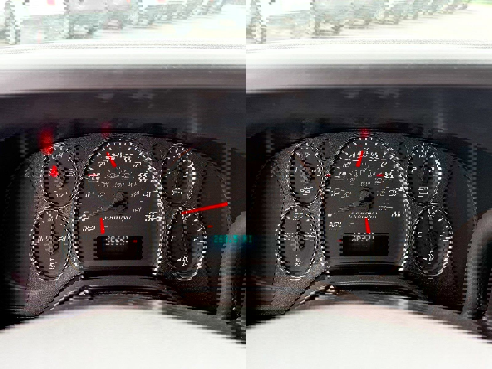 New 2025 Chevrolet Express 3500 w/ Power Convenience Package RWD image 33