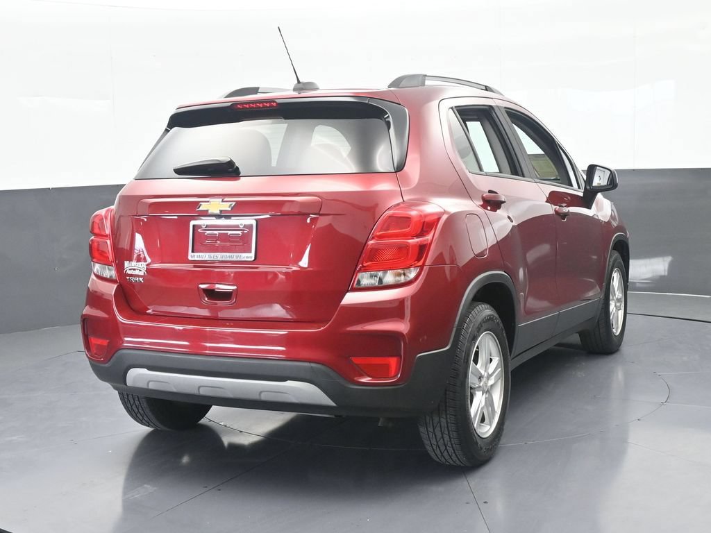 Used 2021 Chevrolet Trax LT w/ LT Convenience Package FWD image 5