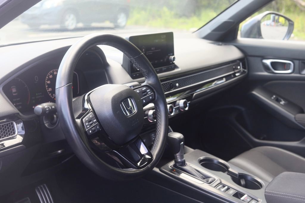 Used 2023 Honda Civic Sport image 8