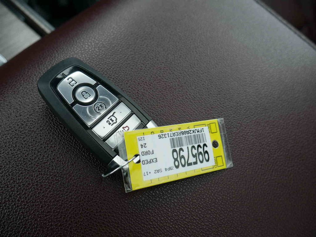 Used 2024 Ford Expedition Max Limited image 37