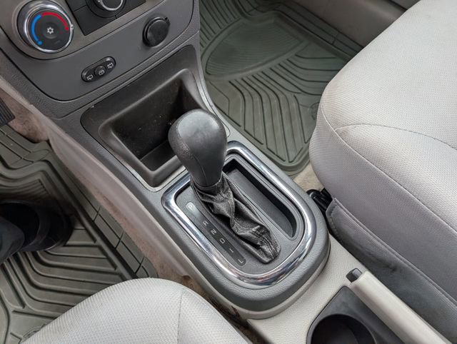 Used 2009 Chevrolet HHR LT image 4