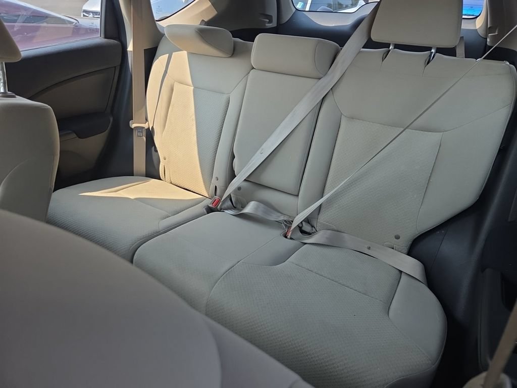Used 2016 Honda CR-V LX image 4