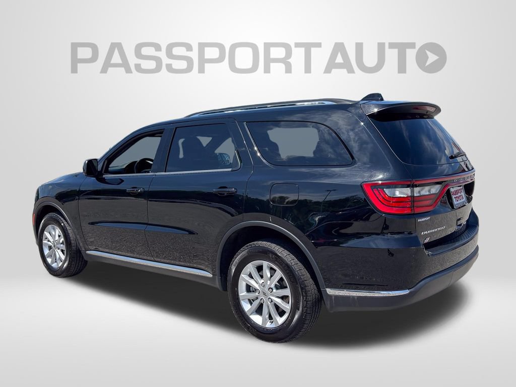 Used 2024 Dodge Durango SXT w/ 3rd Row Seating Group AWD/4WD image 4