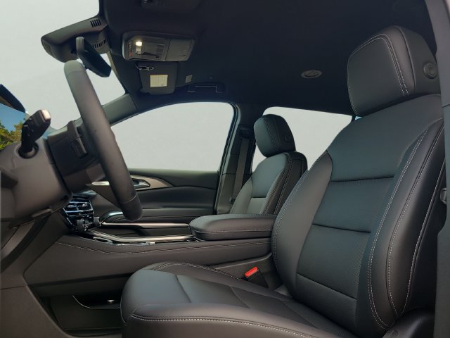 New 2027 Chevrolet Traverse LT w/ Midnight/Sport Edition FWD image 23