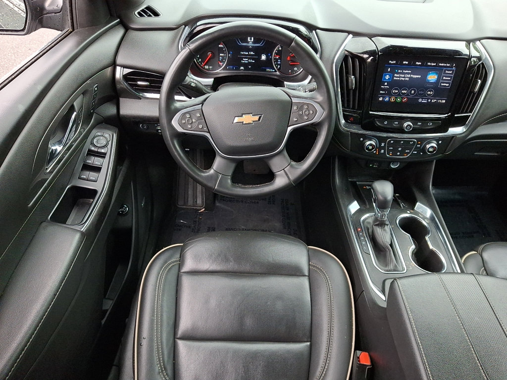 Used 2023 Chevrolet Traverse Premier AWD/4WD image 22