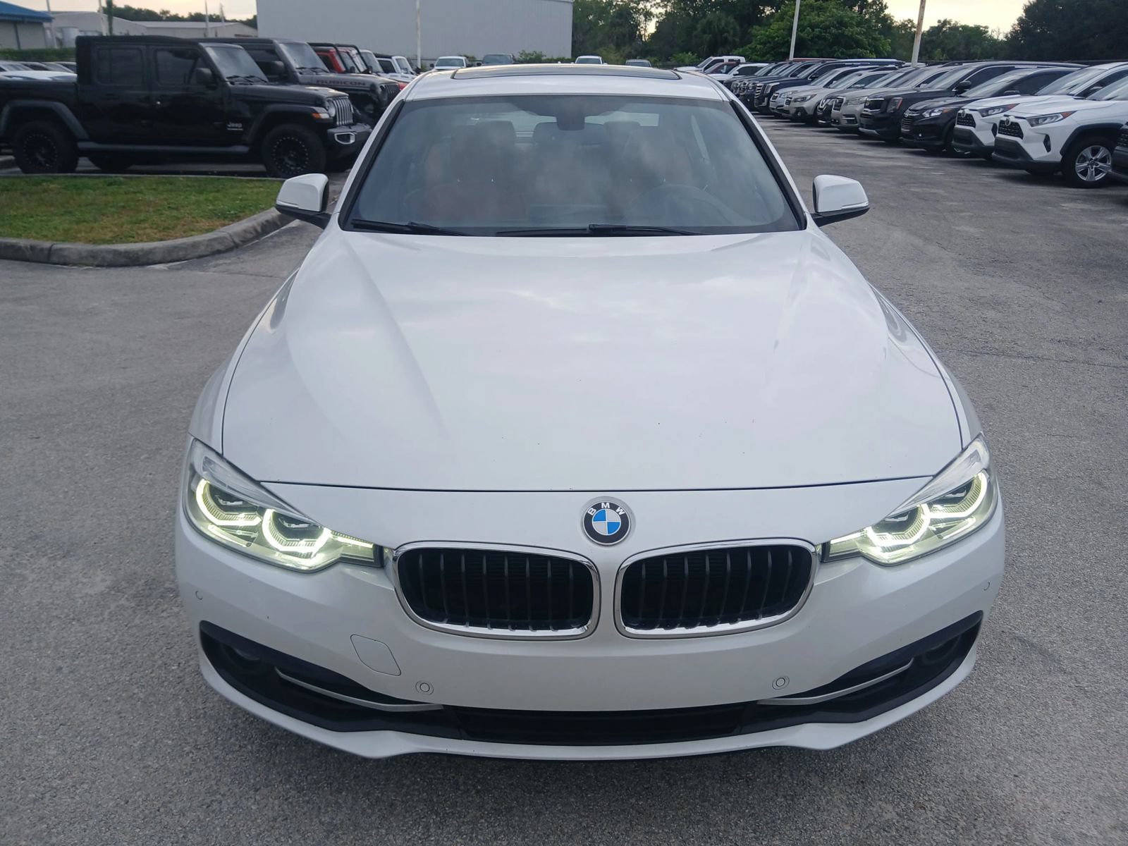Used 2016 BMW 328i Sedan RWD image 2