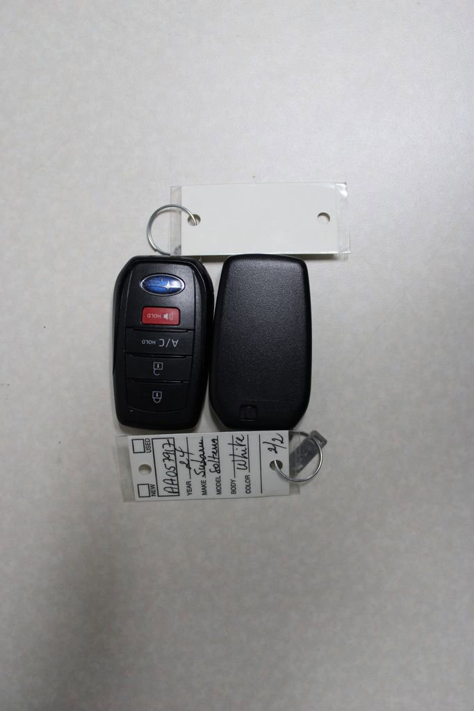 Used 2024 Subaru Solterra AWD/4WD image 32