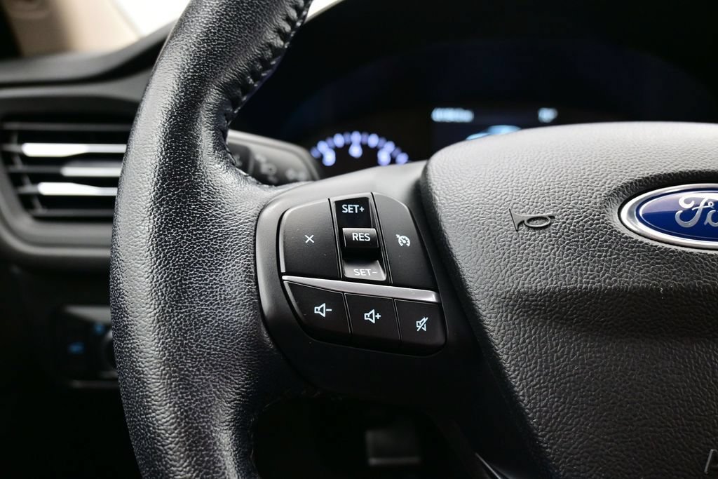 Used 2020 Ford Escape SEL FWD image 50