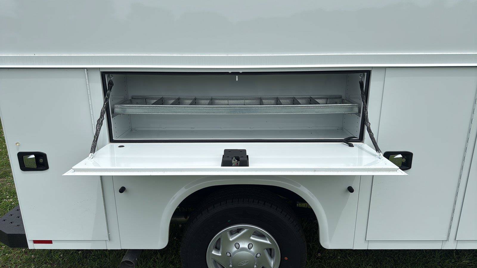 New 2026 Ford E-350 and Econoline 350 Super Duty w/ Power Equipment Group RWD image 25