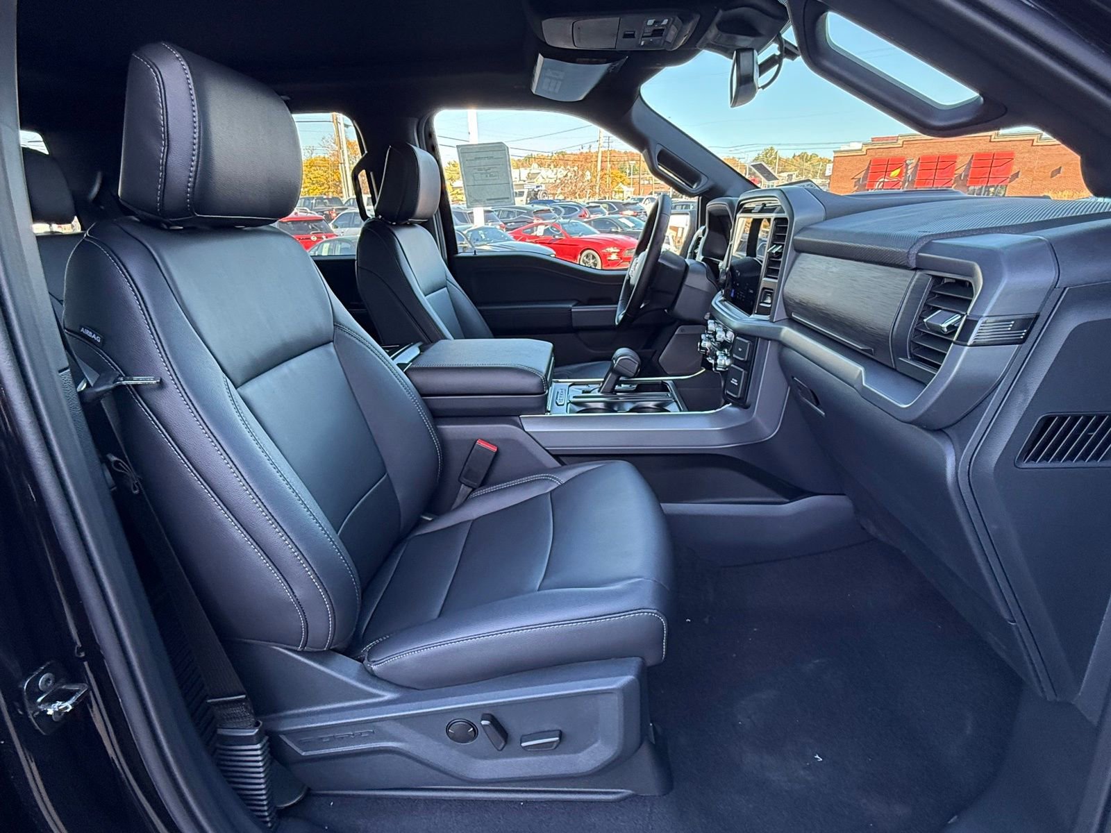 New 2025 Ford F150 XLT w/ Equipment Group 303A High image 21