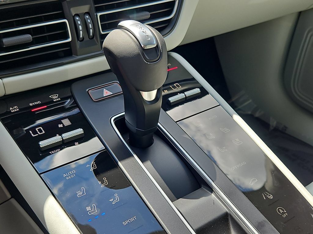 New 2026 Porsche Macan GTS AWD/4WD image 24