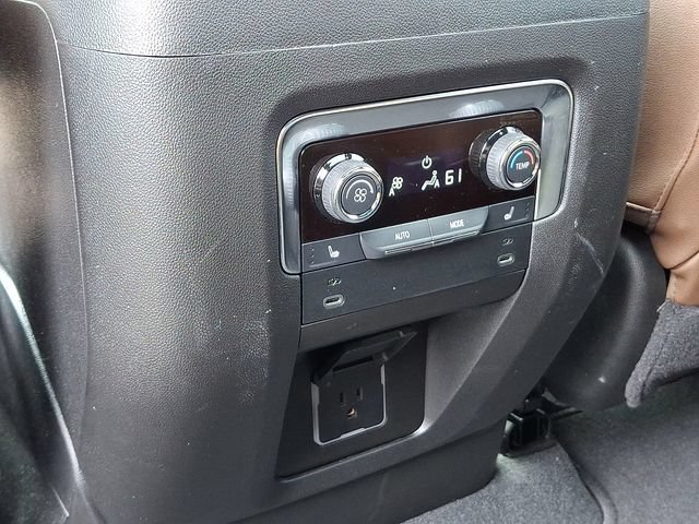 Used 2026 Chevrolet Tahoe High Country AWD/4WD image 19