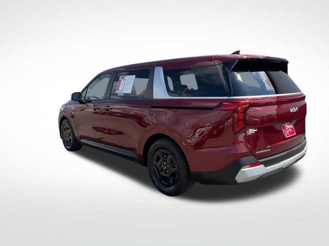 Used 2025 Kia Carnival FWD image 5