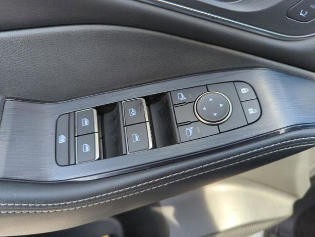 Certified 2021 Nissan Rogue Platinum FWD image 27