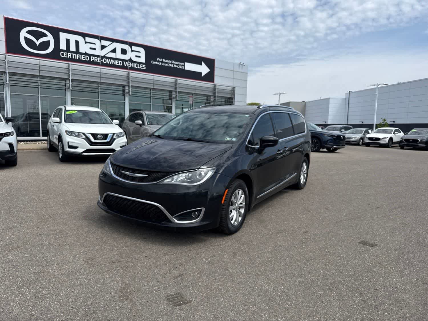 Used 2019 Chrysler Pacifica Touring-L