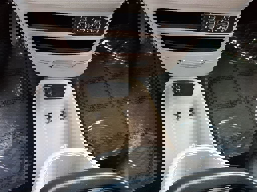 Used 2024 Chrysler Pacifica Touring-L image 34