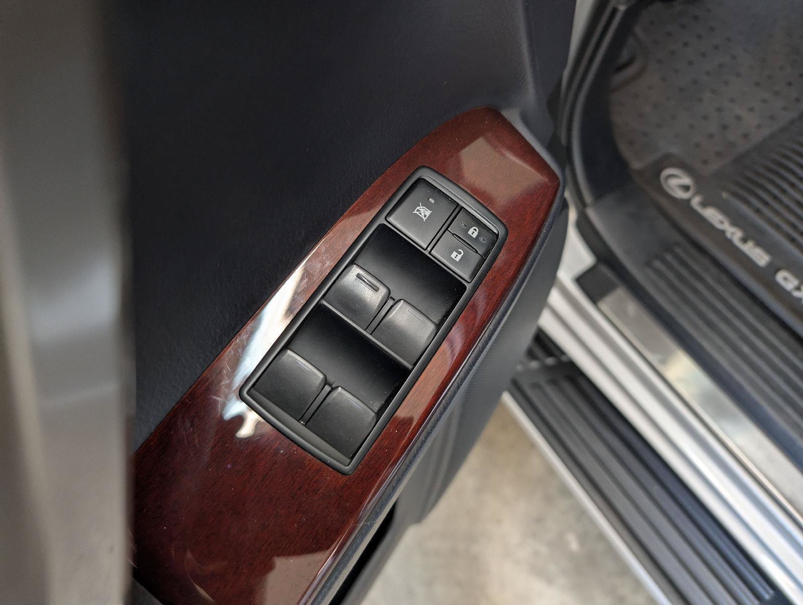 Used 2019 Lexus GX 460 Luxury AWD/4WD image 19