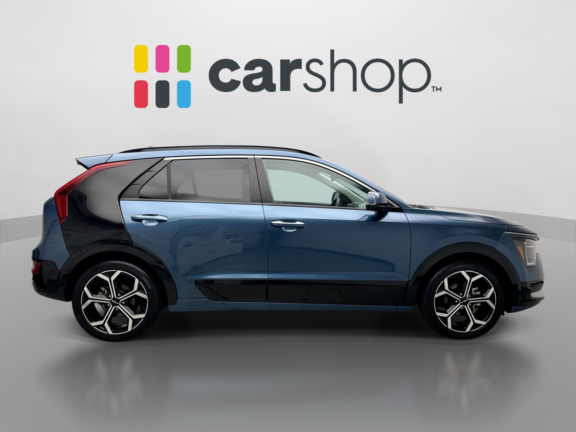 Used 2023 Kia Niro SX Touring FWD image 6