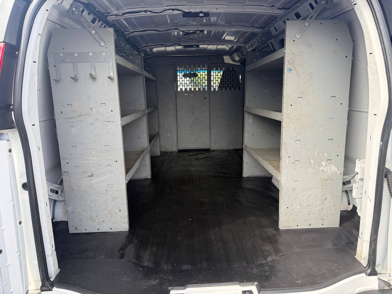 Used 2020 Chevrolet Express 2500 w/ Driver Convenience Package RWD image 7