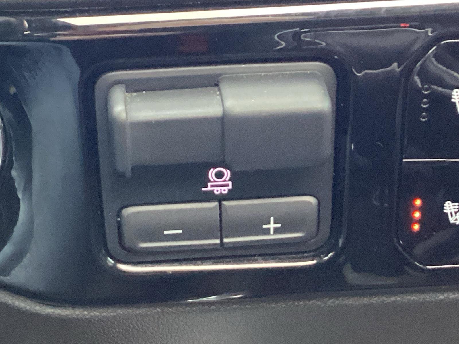 Used 2024 Chevrolet Silverado 1500 RST w/ Convenience Package II image 20