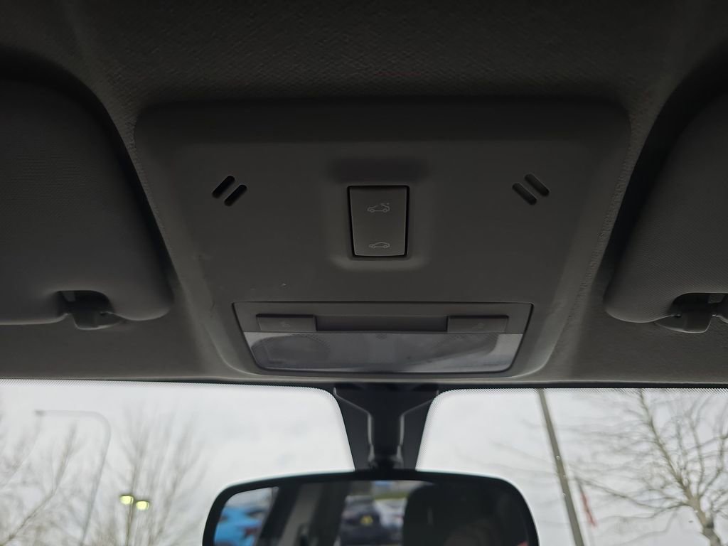 Used 2015 Chevrolet Sonic LT w/ Fun and Sun Package image 19