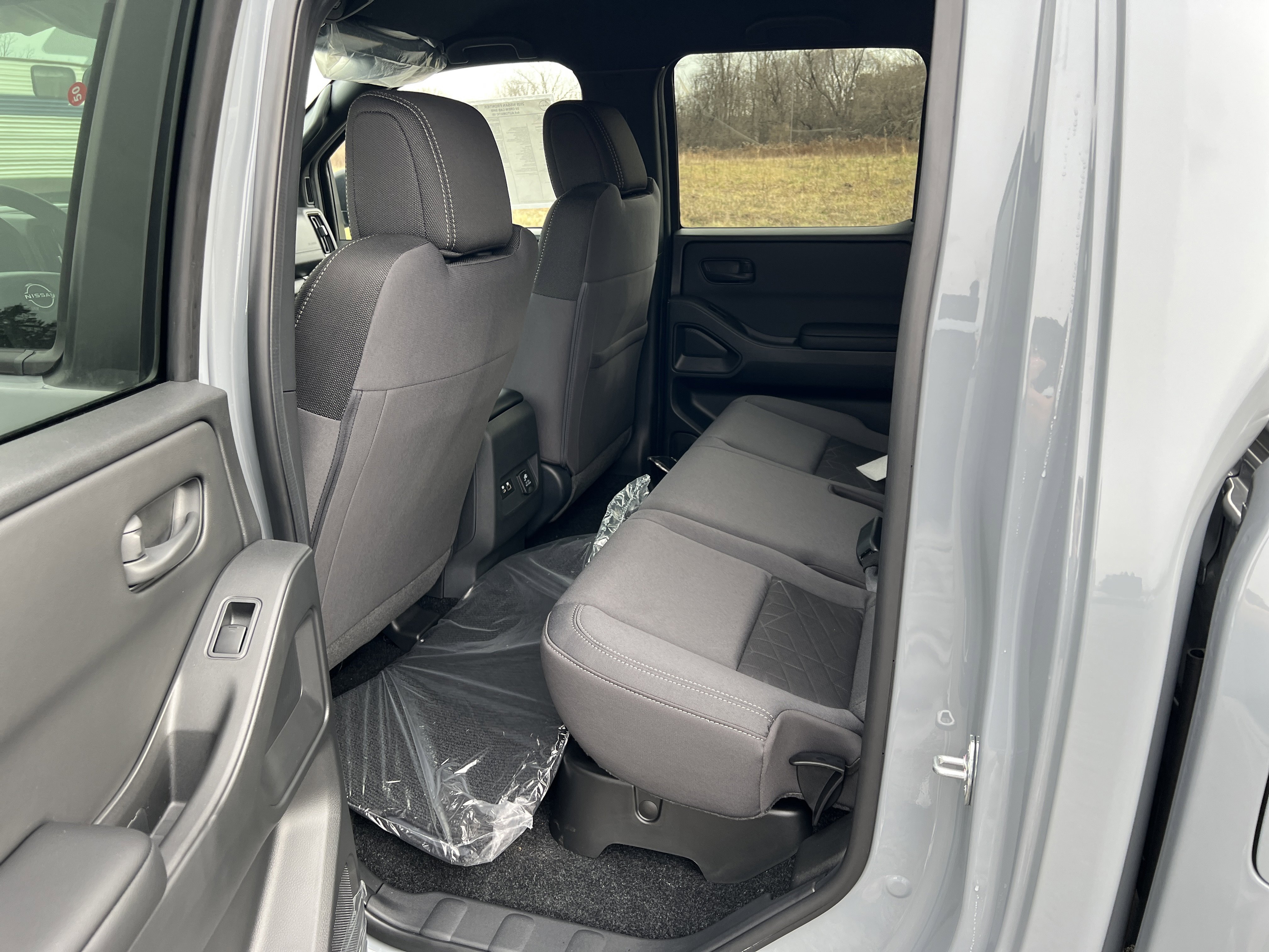 New 2026 Nissan Frontier SV w/ SV Convenience Package AWD/4WD image 4