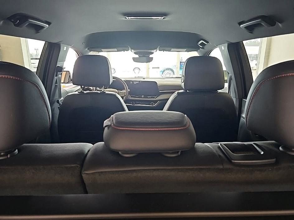 Used 2025 Chevrolet Equinox RS w/ Safety and Technology Package image 29