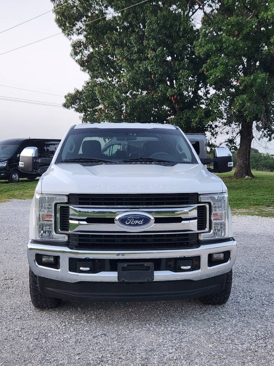 Used 2018 Ford F250 XLT w/ XLT Premium Package AWD/4WD image 8