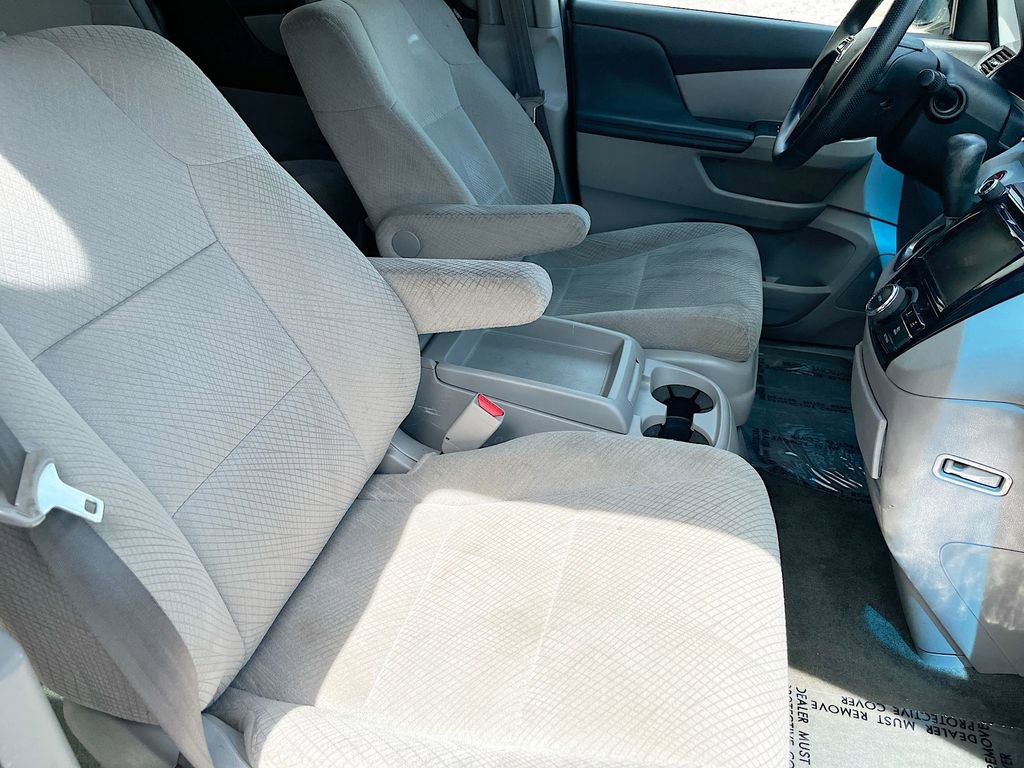 Used 2016 Honda Odyssey EX image 28