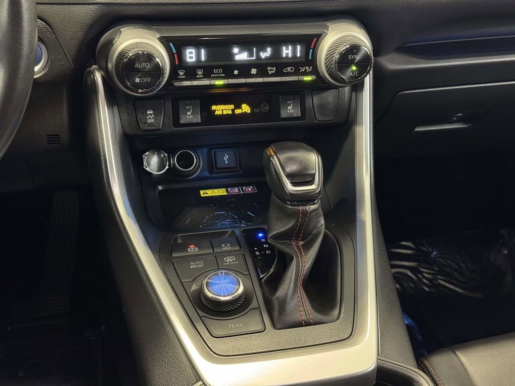 Used 2022 Toyota RAV4 XSE w/ Weather Package image 24