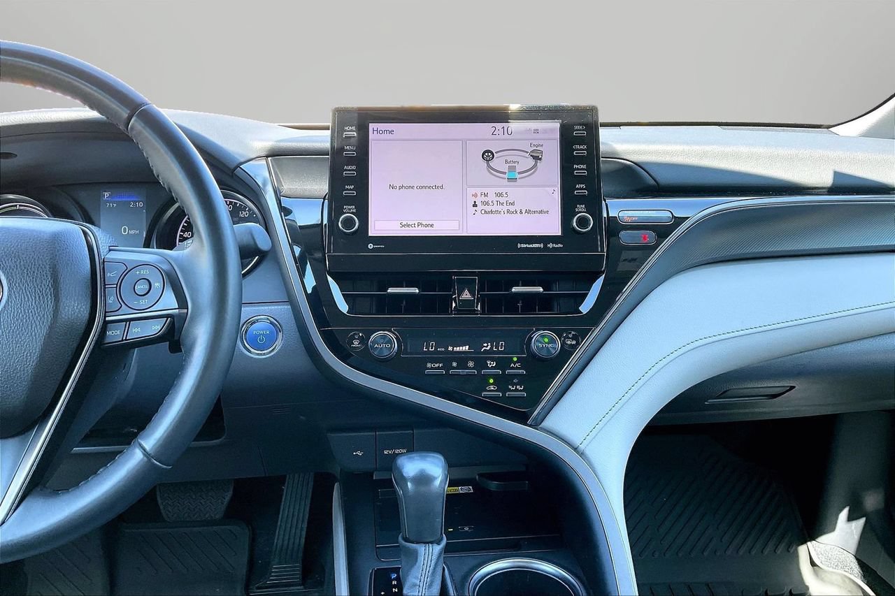 Used 2024 Toyota Camry SE w/ Audio Upgrade Package FWD image 12