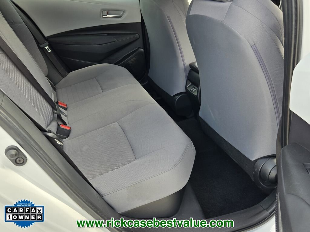 Used 2024 Toyota Corolla SE image 15