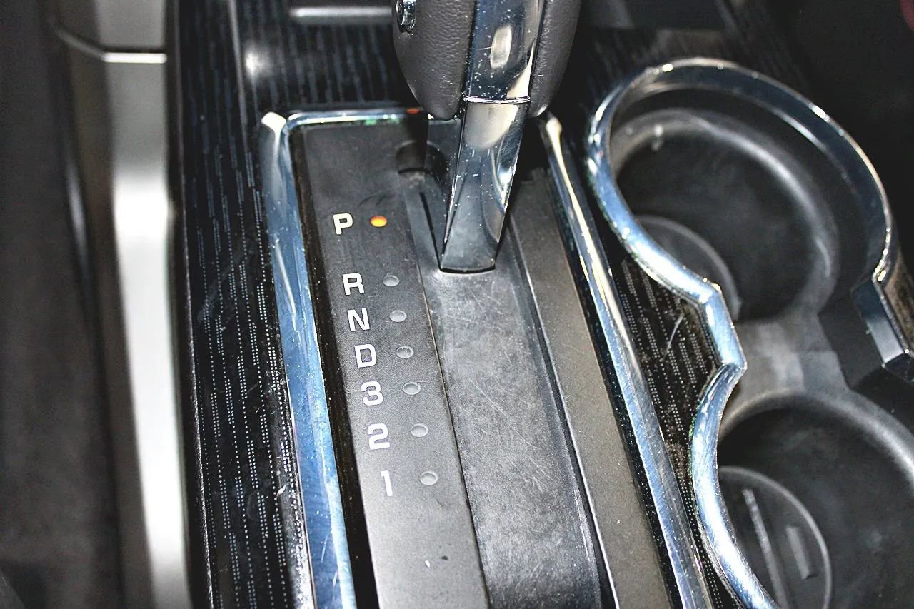 Used 2010 Ford F150 Lariat image 18