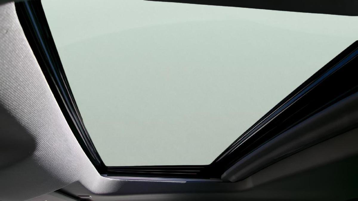 Used 2025 GMC Sierra 1500 Elevation w/ Elevation Premium Package image 15