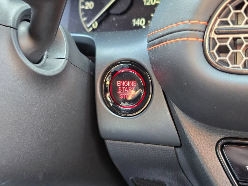 Certified 2025 Honda HR-V Sport image 26
