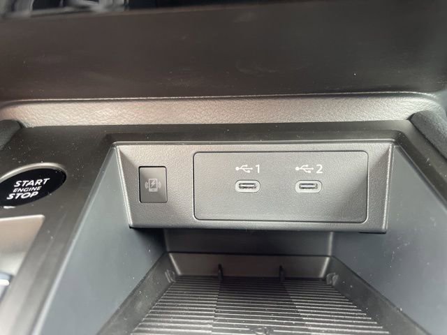 New 2025 Nissan Kicks SR image 23