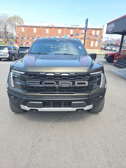 Used 2025 Ford F150 Raptor image 3