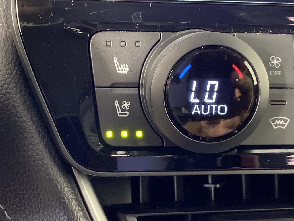 Used 2025 Toyota Grand Highlander AWD image 24