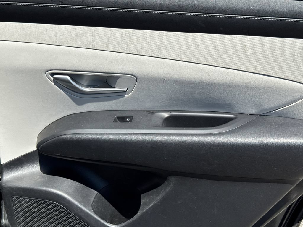 Certified 2025 Hyundai Tucson SEL AWD/4WD image 15