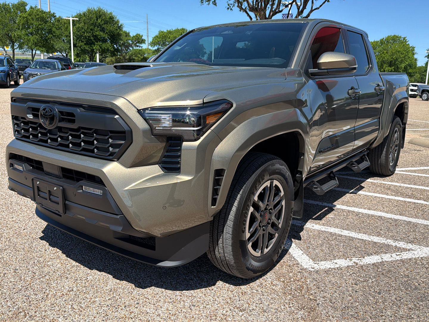 Used 2026 Toyota Tacoma TRD Sport w/ TRD Sport Upgrade Package image 7