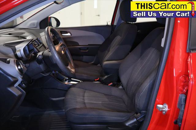 Used 2014 Chevrolet Sonic LT image 18