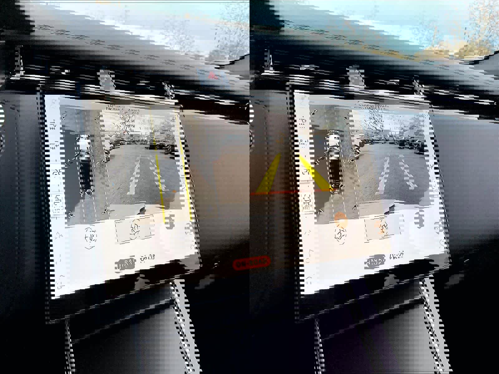 New 2026 Land Rover Range Rover Velar Dynamic SE image 20